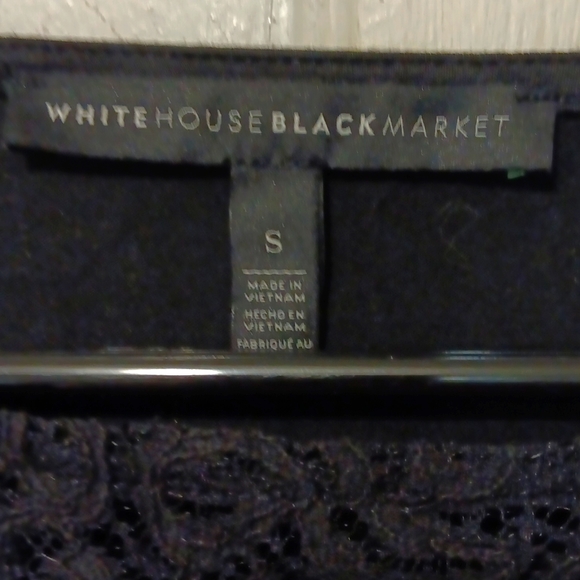 White House Black Market Blouse. Women Sm, Black EUC - Picture 4 of 5
